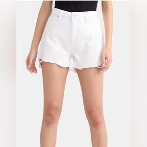 New! Time and Tru White High Rise Denim Short, 4" Inseam